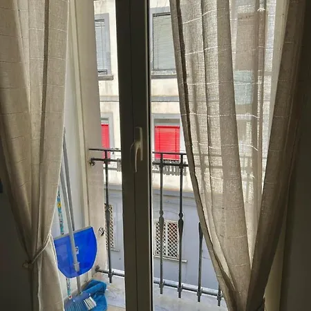 Zara - Free Parking Naples