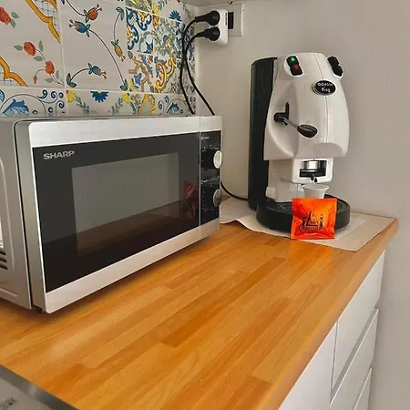 Zara - Free Parking Apartment