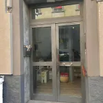 Zara - Free Parking *